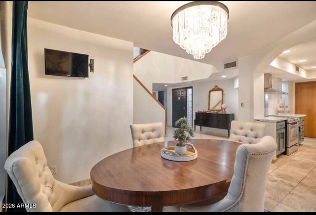 908 W FLYNN Lane, Phoenix, AZ 85013