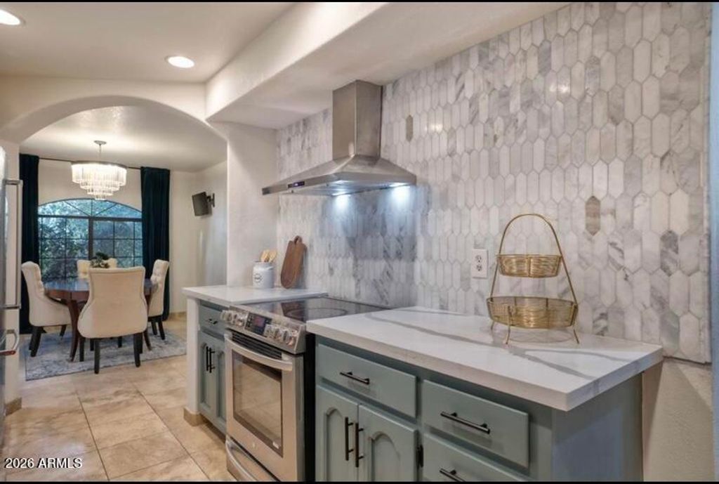 908 W FLYNN Lane, Phoenix, AZ 85013 — photo 2