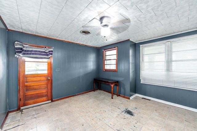 280 St Joseph St, Raceland, LA 70394