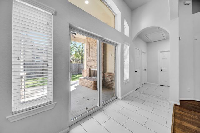 13806 Windsor Garden Lane, Houston, TX 77044