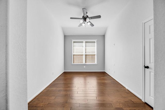 13806 Windsor Garden Lane, Houston, TX 77044