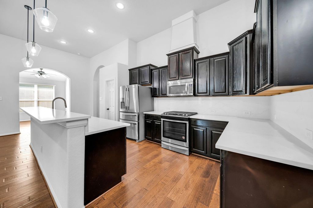 13806 Windsor Garden Lane, Houston, TX 77044