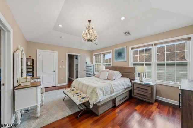 664 Teneyck Ave, Lyndhurst Twp., NJ 07071