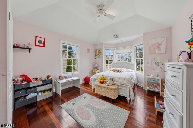 664 Teneyck Ave, Lyndhurst Twp., NJ 07071