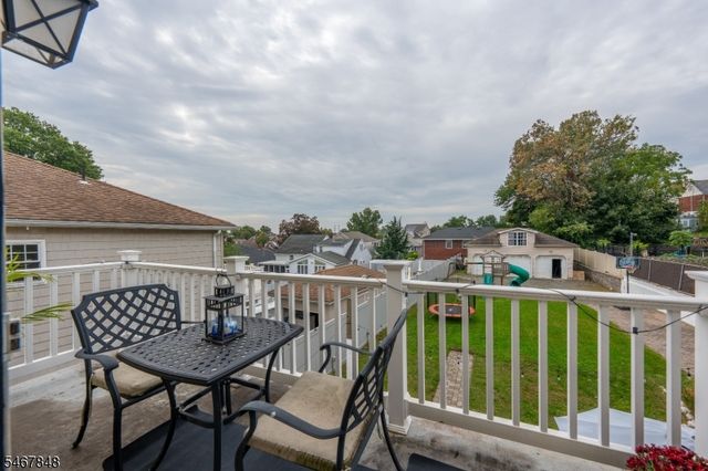 664 Teneyck Ave, Lyndhurst Twp., NJ 07071