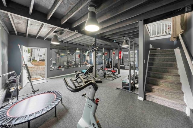 664 Teneyck Ave, Lyndhurst Twp., NJ 07071