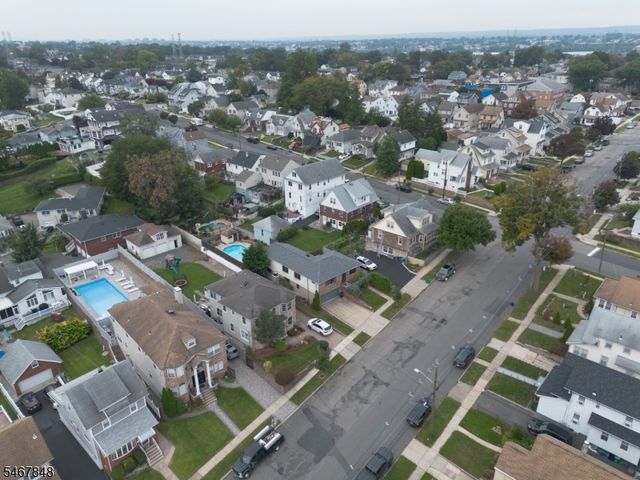 664 Teneyck Ave, Lyndhurst Twp., NJ 07071