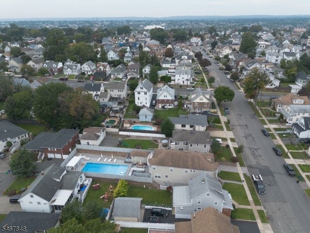664 Teneyck Ave, Lyndhurst Twp., NJ 07071