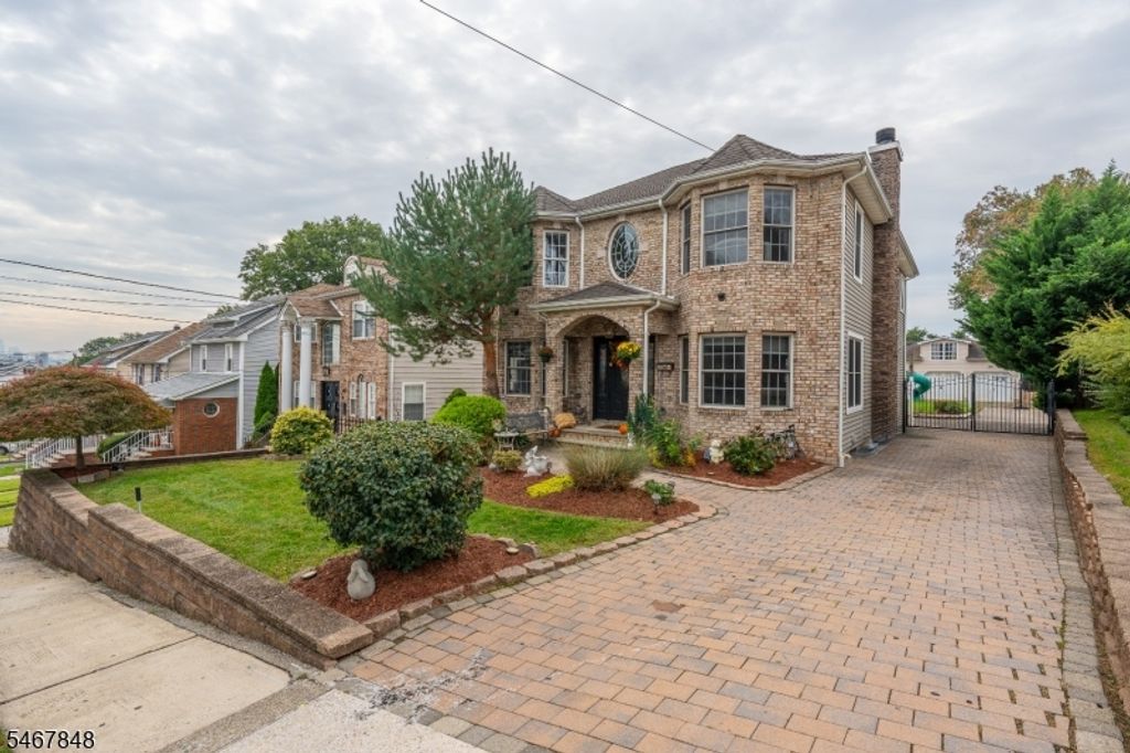 664 Teneyck Ave, Lyndhurst Twp., NJ 07071 — photo 3