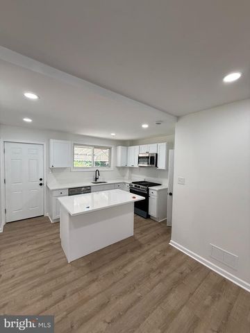 4619 SILVERWOOD ST, Philadelphia, PA 19128