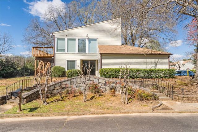 1012 Country Court, Lawrenceville, GA 30044