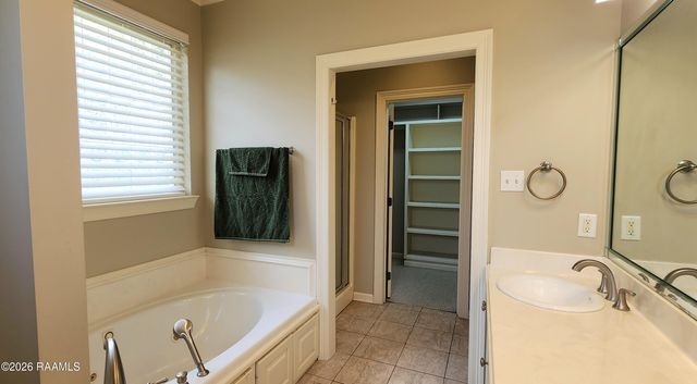 905 Alice Drive, Lafayette, LA 70503