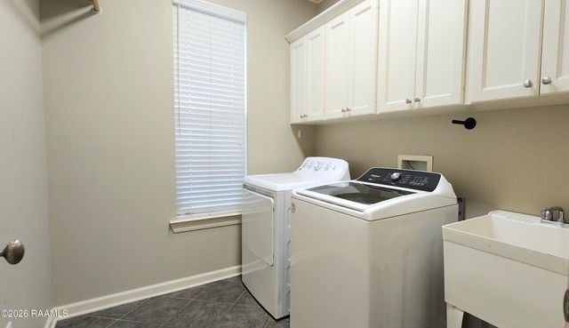 905 Alice Drive, Lafayette, LA 70503