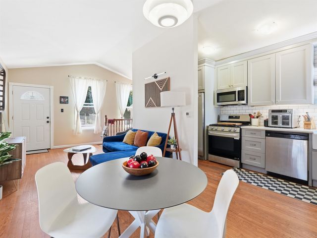 211 PLAINFIELD AVE, Jc, Journal Square, NJ 07306