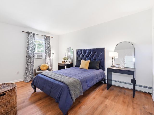211 PLAINFIELD AVE, Jc, Journal Square, NJ 07306
