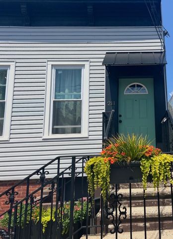 211 PLAINFIELD AVE, Jc, Journal Square, NJ 07306