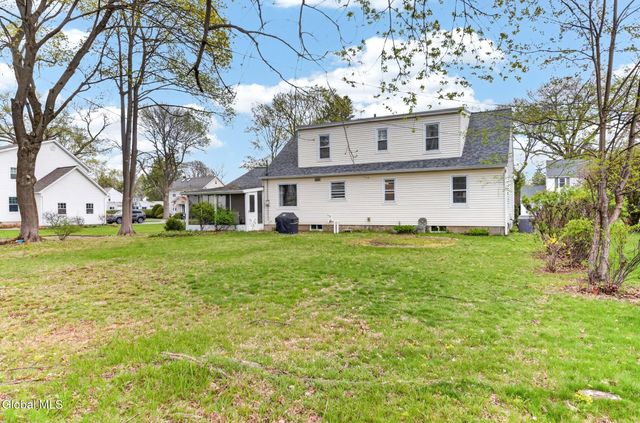711 Riverside Avenue, Glenville, NY 12302