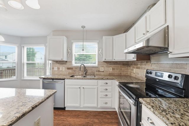 1161 Willow Oak Drive, Blacklick, OH 43004