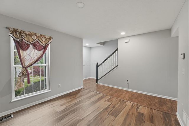 1161 Willow Oak Drive, Blacklick, OH 43004
