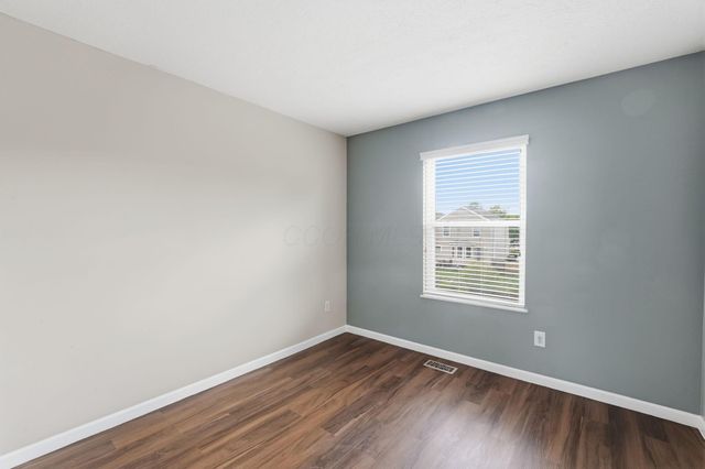 1161 Willow Oak Drive, Blacklick, OH 43004
