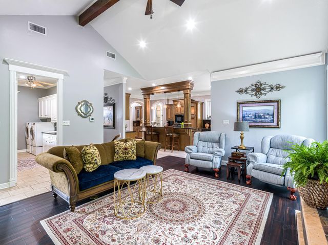 37922 Clubhouse Lane, Magnolia, TX 77355