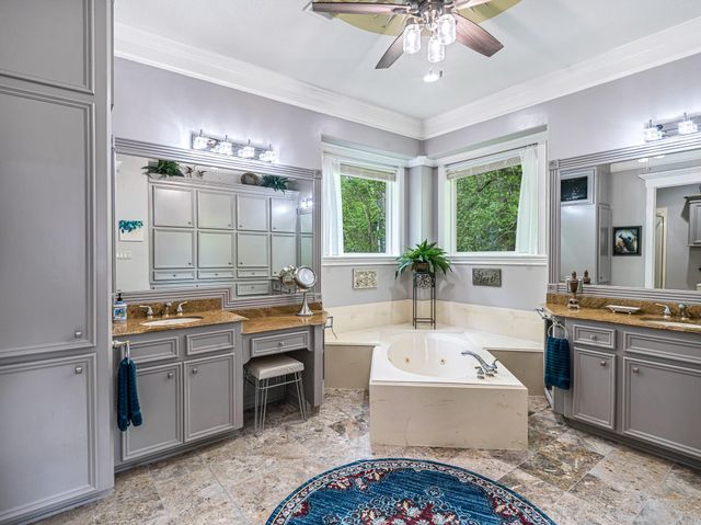 37922 Clubhouse Lane, Magnolia, TX 77355