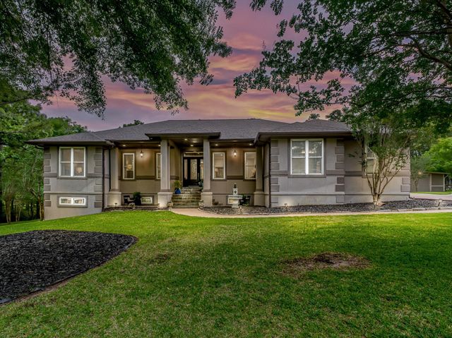 37922 Clubhouse Lane, Magnolia, TX 77355