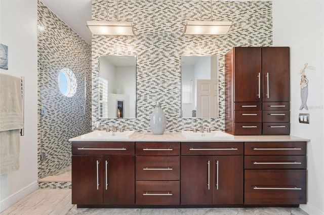 401 HARBOR DRIVE, Belleair Beach, FL 33786