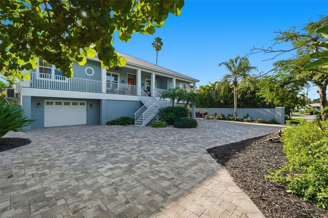 401 HARBOR DRIVE, Belleair Beach, FL 33786