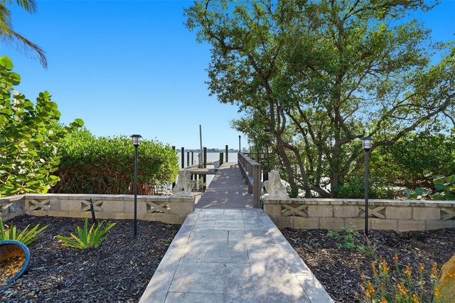 401 HARBOR DRIVE, Belleair Beach, FL 33786