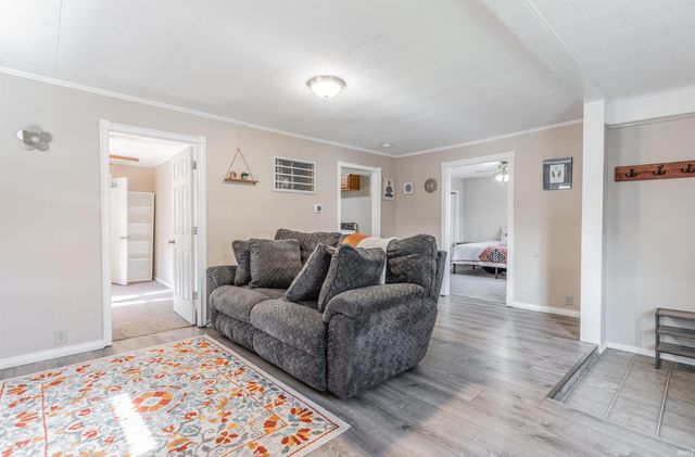 1825 S Bosse Avenue, Evansville, IN 47712