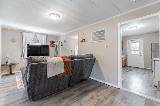 1825 S Bosse Avenue, Evansville, IN 47712