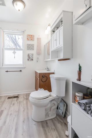 1825 S Bosse Avenue, Evansville, IN 47712