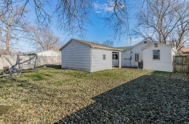 1825 S Bosse Avenue, Evansville, IN 47712