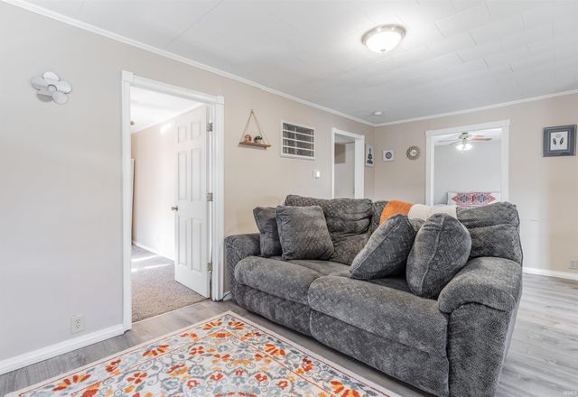 1825 S Bosse Avenue, Evansville, IN 47712