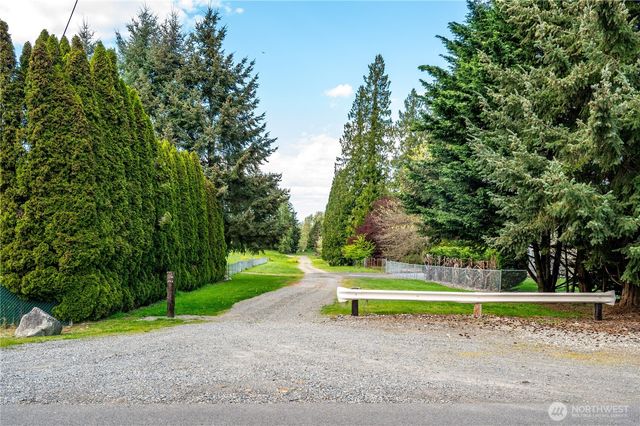 11409 93rd Avenue E, Puyallup, WA 98373