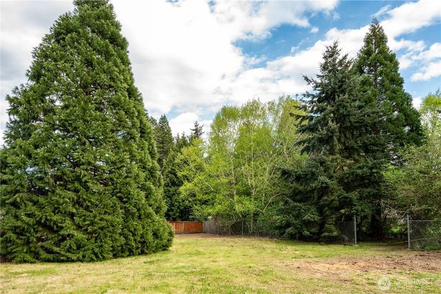 11409 93rd Avenue E, Puyallup, WA 98373