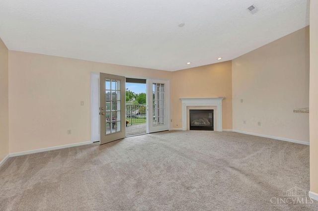 5570 Harbourwatch Way, Deerfield Twp., OH 45040
