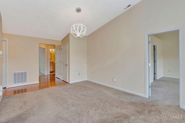 5570 Harbourwatch Way, Deerfield Twp., OH 45040