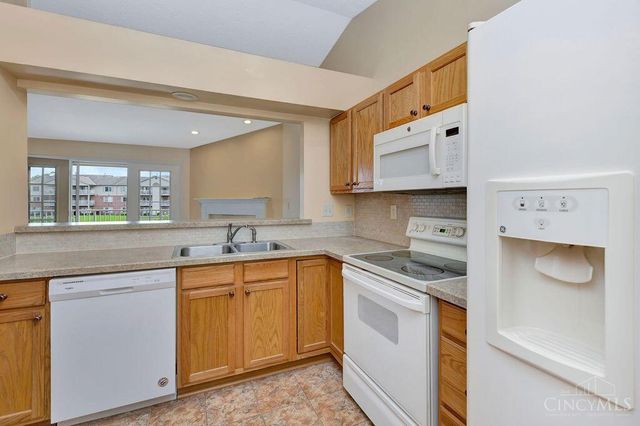 5570 Harbourwatch Way, Deerfield Twp., OH 45040