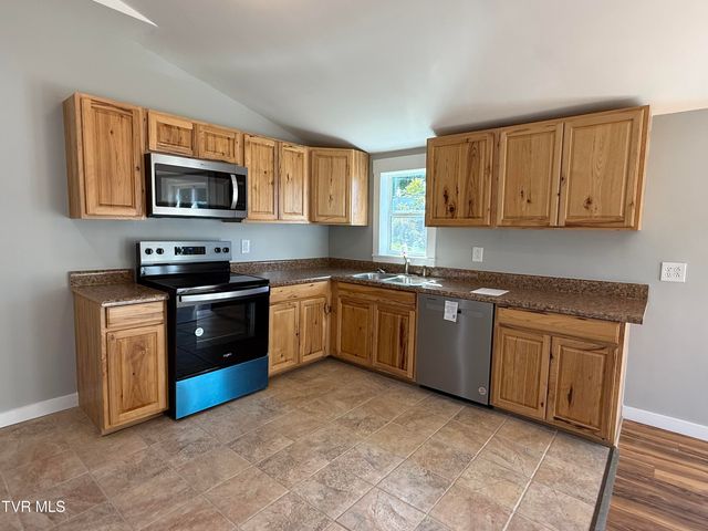 411 South Hill Street, Greeneville, TN 37745