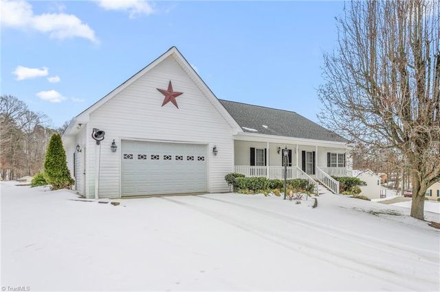 200 Kanah Drive, Winston-salem, NC 27107