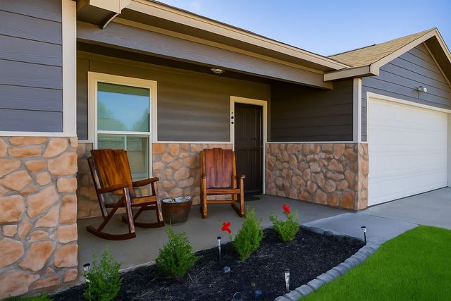 408 Whitney Court, Rio Vista, TX 76093