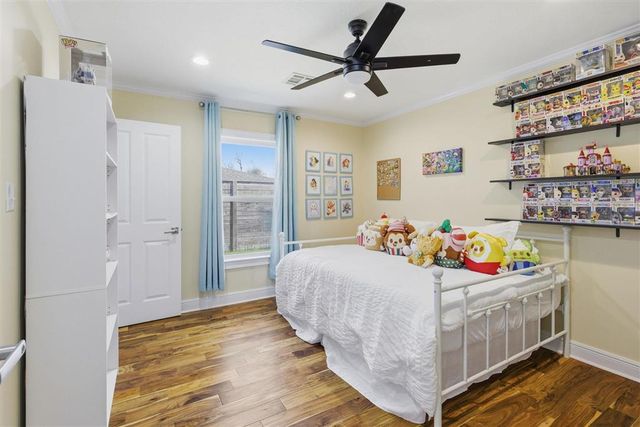 2829 W Prien Lake Road, Lake Charles, LA 70605