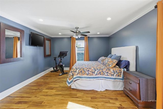 2829 W Prien Lake Road, Lake Charles, LA 70605