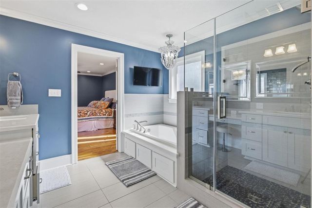 2829 W Prien Lake Road, Lake Charles, LA 70605