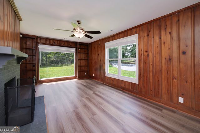 3930 W Side Place, Ellenwood, GA 30294
