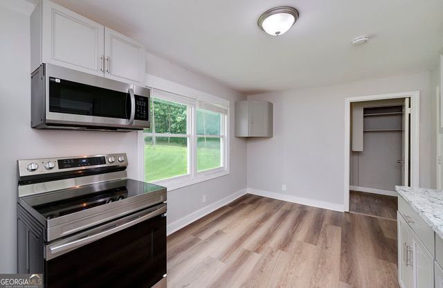 3930 W Side Place, Ellenwood, GA 30294