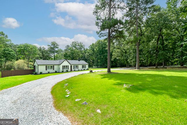 3930 W Side Place, Ellenwood, GA 30294