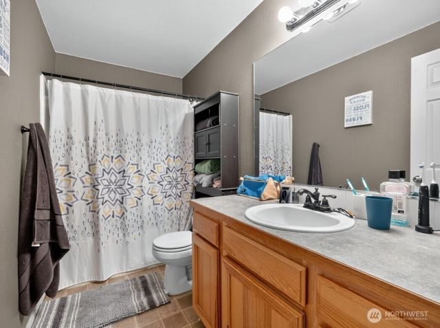 2124 Dilley Avenue, Moses Lake, WA 98837